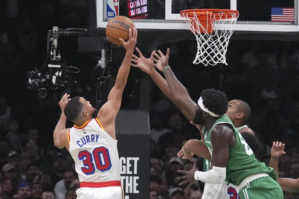 霍尔：哥本哈根的5-4-1很难攻破 相信切尔西能夺欧协联.